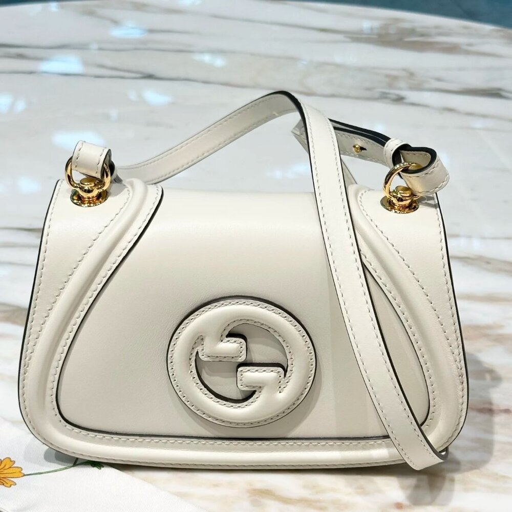 Gucci bags are new, trendy and versatile, interpreting high-end fashion attitude